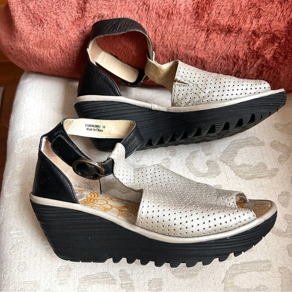 Fly London Yall Silver/Black Leather Ankle Strap Wedge Sandal Size 38, 7.5